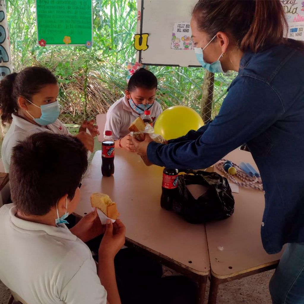 PLANTILLA-PARA-FOTOS-NOTICIASSSS