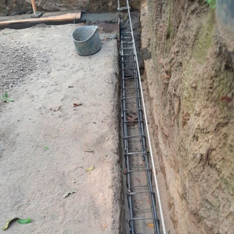 Julio de 2024, arena y grava, para construcción de muro y corredor de  vivienda